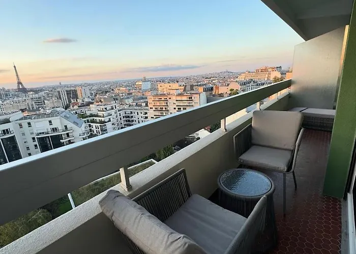 Montparnasse - Vue Tour Eiffel - Balcon *